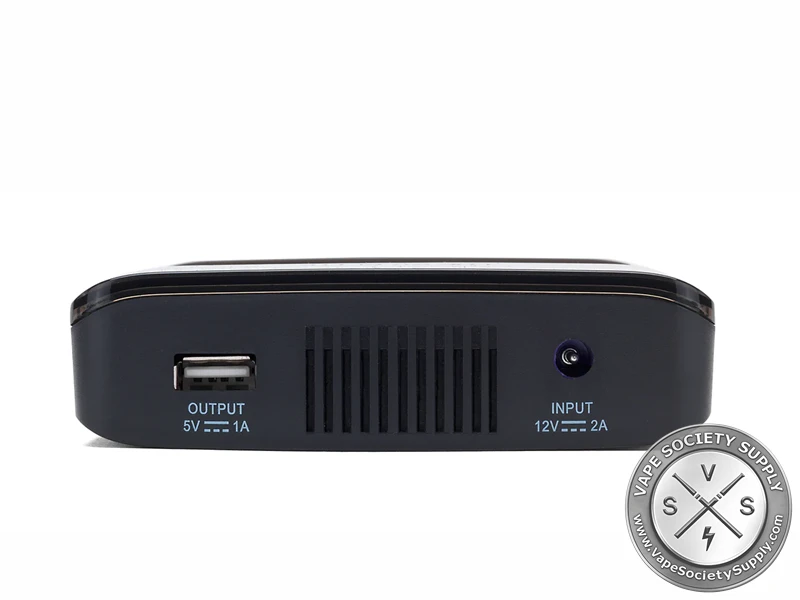 Efest LUC V4 Elite USB output and 12V power input